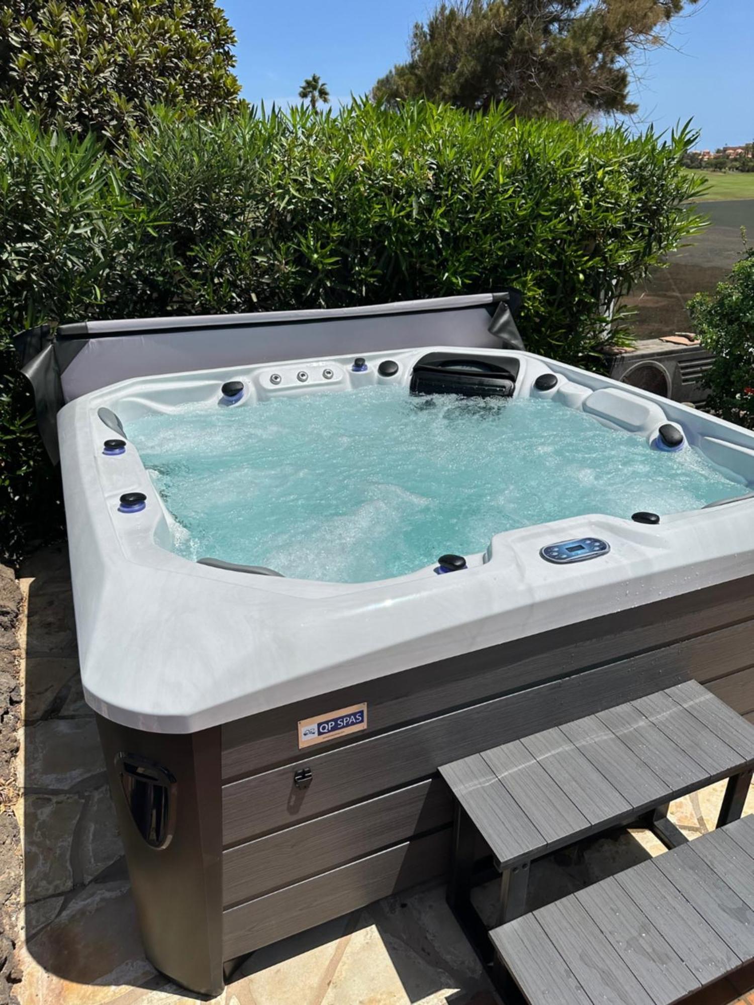 فيلا Casa Piedra, Luxury Family Front Line Golf, Hot Tub,Pool Table, 8 Pers, كاليتا ذي فوستي المظهر الخارجي الصورة